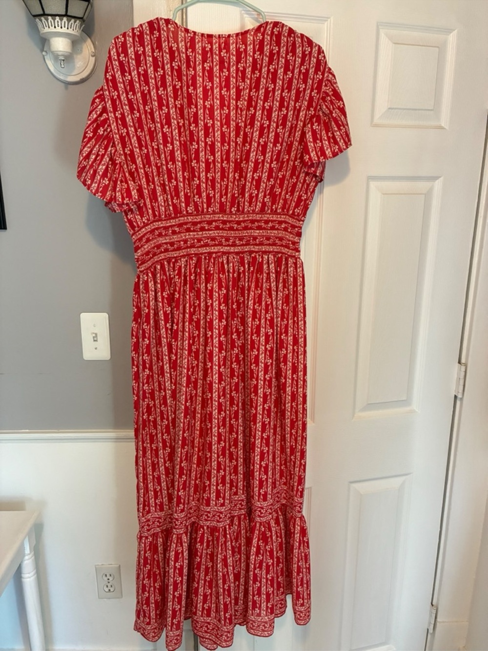 Max Studio Red Floral Maxi Dress with V-Neck - Picture 3 of 4